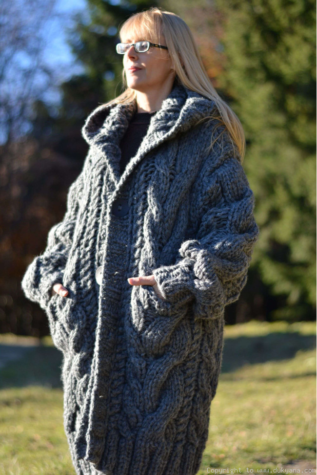 Men's chunky knit hooded cardigan sales